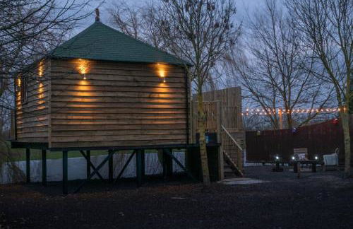 The Treehouse - Sleeps 4 - Foto 18