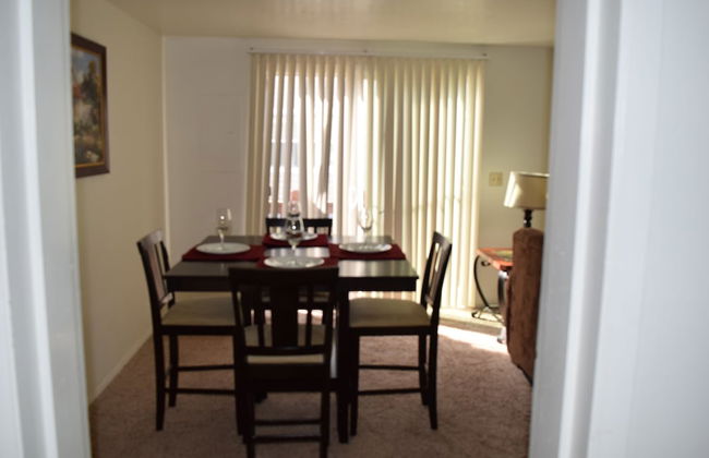 Mactavish Court Townhomes - Foto 14