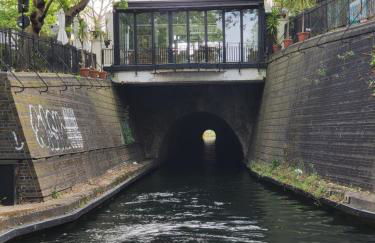 Lovely Canal Boat in Little Venice for Family & Friends - Photo 23