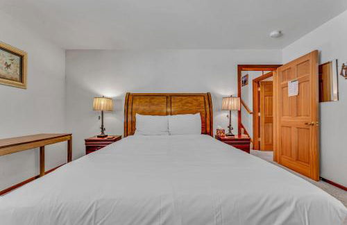 Handcrafted Tahoe Retreat Walk to Beach & Ski - Foto 19