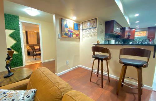 Stylish two homes in one house 6 bedrooms 2 kitchens - Foto 3