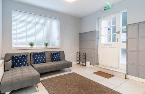 Airfield Manor - Photo 34