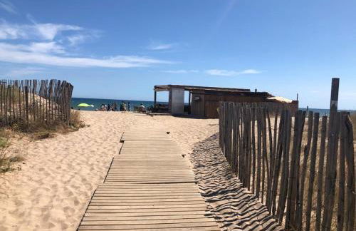 Paraíso Playa de Pals - reformado primera línea de mar con parking - Foto 9
