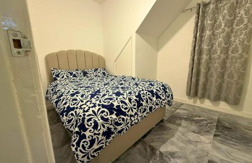 Modern 2-BDR APT in Ashton-under-Lyne By Kammili Properties Short Lets - Foto 6