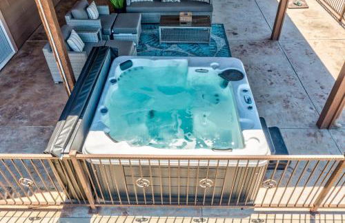 Mountain Elegance w/ pool, spa, projector - Foto 52