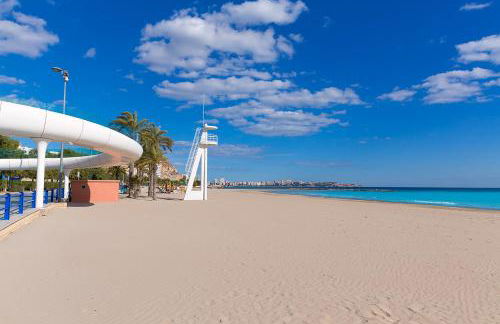 The Place to Be - Photo 4