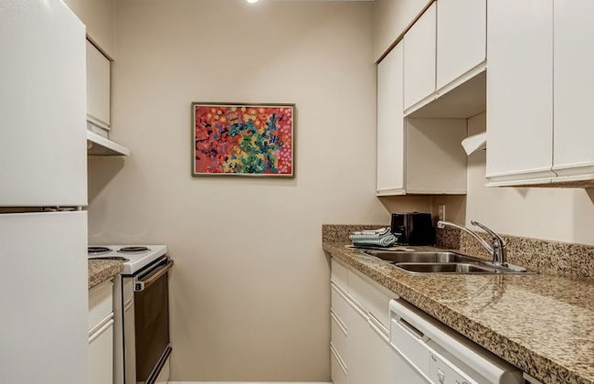 Rosellen Suites At Stanley Park - Foto 36