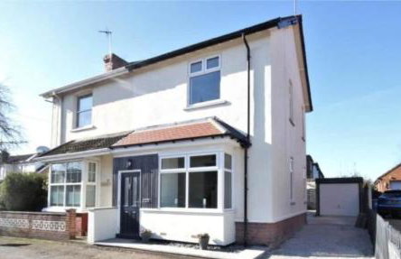 Modern, renovated 3 bed home near railway station - Foto 1