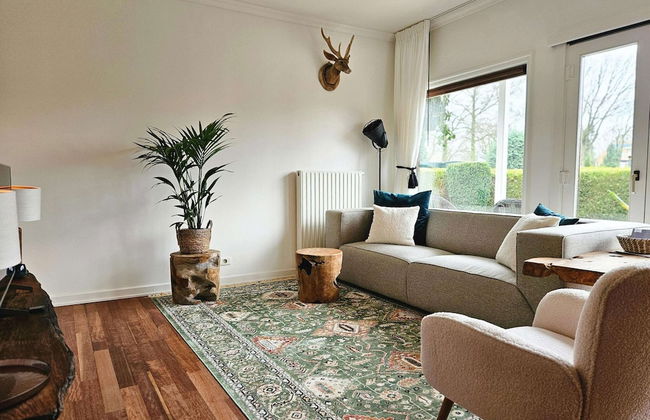 Beautiful Holiday Home With Spacious Garden - Photo 11