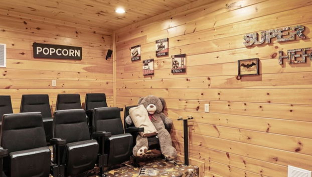 The Morning Glory With Hot Tub Arcade Theater - Foto 2, Habitación