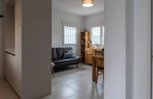 TurAlmeria - Casa Tranquila con Jardín y Aparcamiento privado - Foto 29