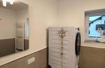 Voll-Ausgestatte Wohnung mit Balkon - Foto 17