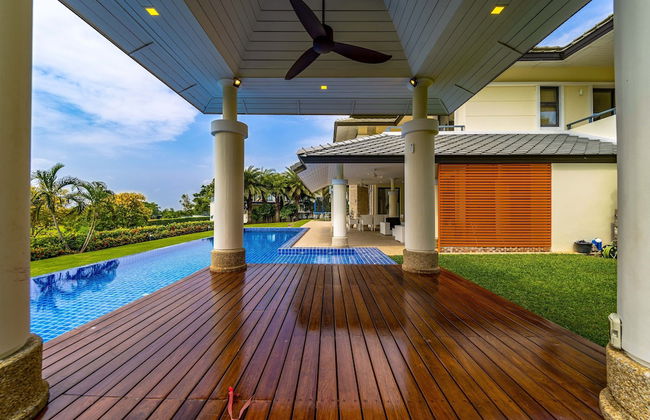 Luxury Mansion On Golf Course - BMG5 - Foto 73