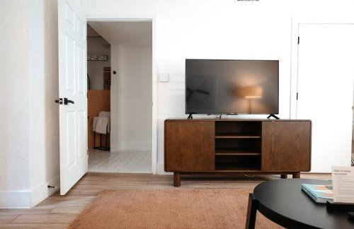 Suites by The Wellborn - Foto 19