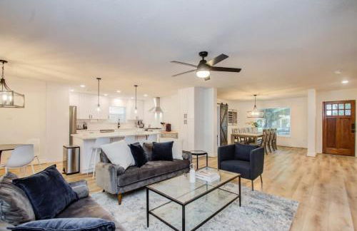 Stunning Modern Dream Home w Pool Grill Foosball - Foto 3