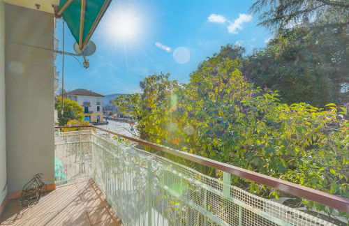 Asia Apartment Laveno Center - Happy Rentals - Photo 1