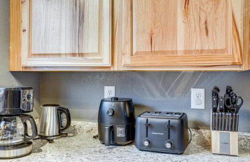 Easily Explore Anchorage! Modern Duplex Near Town - Photo 12