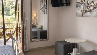 Nikos & Vivi Studios - Foto 2