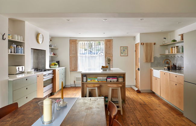 JOIVY Stylish 2-Bed House W/ Private Garden In Hackney - Foto 23