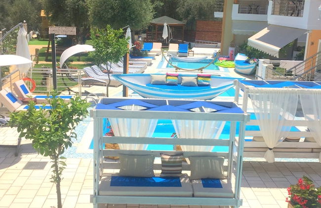 All Saints Villas - Photo 44