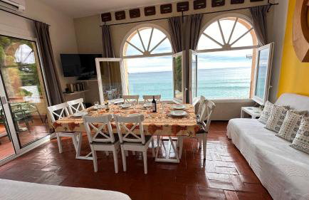 Apartamento con jardín a 11 metros de la playa. SE. - Foto 43