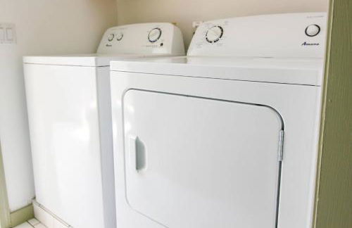 Expansive Victorian close to Saratoga Springs and Lake George - Foto 18