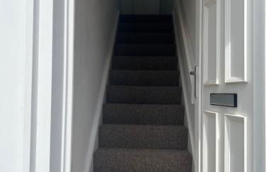 Holywood Halt - Foto 20