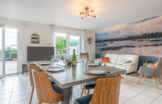 3 bedroom House in La Richardais with garden and terrace - Photo 2