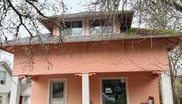 University House - Photo 2