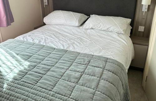 Caravan in Holcot - Sleeps 6 - Pet Friendly - Foto 47