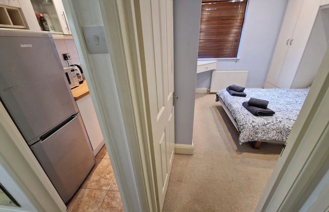 Light 1-bed - London N8 - Free Parking - Fast Wifi - Foto 4