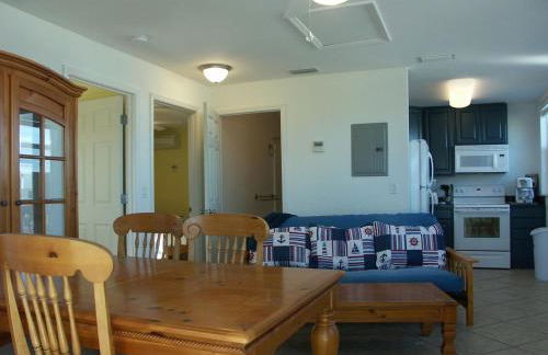 Flagler Beach Motel and Vacation Rentals - Photo 20