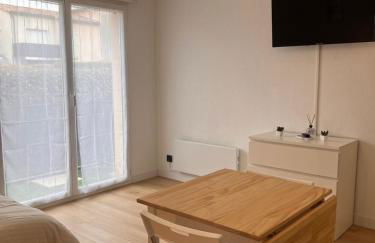 Charmant appartement - Parking privé - Foto 7