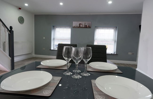 City Centre Modern 4 Person Apartment - Foto 10