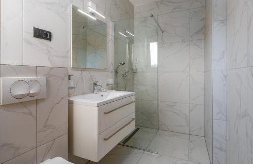 Villa Tina with pool - Foto 33