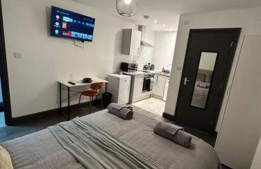 Cozy Aston Villa Studio - Foto 10