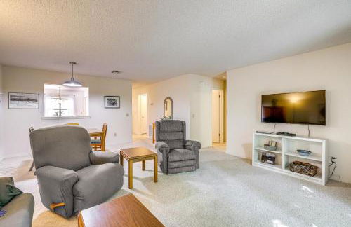 Bella Vista Townhome with Deck Near Back 40 Trail! - Foto 5