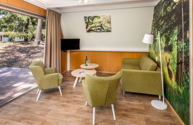 Bungalow in Bospark 't Wolfsven Near Nature - Photo 4