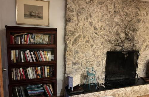 Southampton Village, 2 Fireplaces, Walk to All - Foto 11