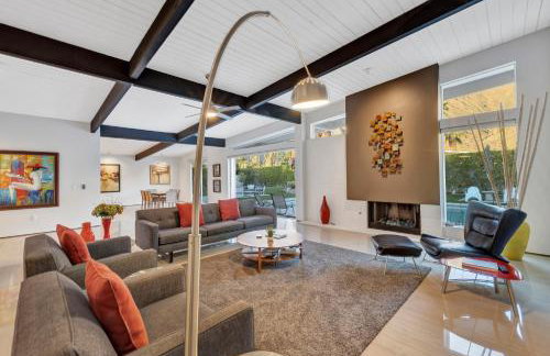 4BR MidCentury Alexander Home in Vista Las Palmas - Foto 35