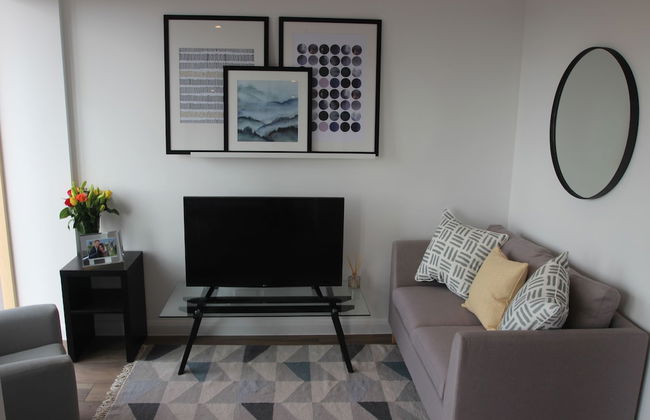 Berkshire House - Photo 17