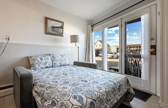 The Seabreeze Studio for 4! - Photo 3