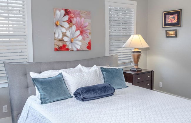 Southtown Classic 3br/2ba Mins From Downtown - Photo 3