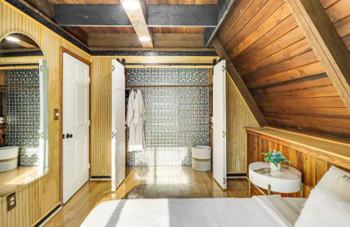 Hot Tub, Fire Pit and Patio A-Frame Stafford Cabin - Foto 11