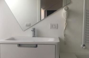 CORSO VENEZIA APARTMENT - Photo 14