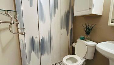 Trendy and modern apartment at rice village - Foto 2