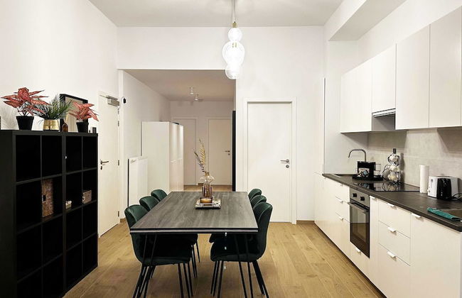 Luxury 2BR 2BA Near Fashion District by Oneluxstay - Foto 51