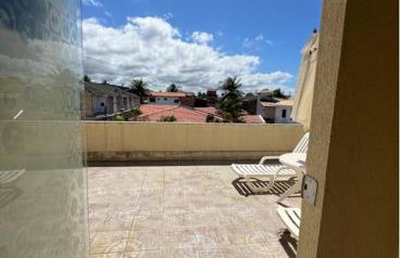Aconchegante Casa Triplex perto Praia com Piscina - Foto 25