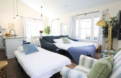 The Lotus Suite Newly Built Upscale Central - Photo 39