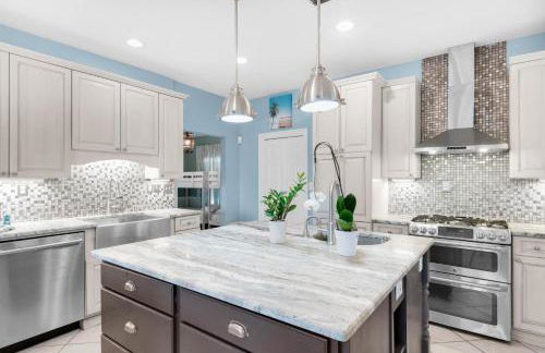 Enclave 202a 2 Bedroom Condo by RedAwning - Foto 33